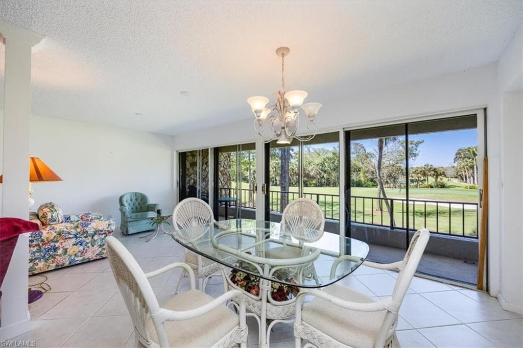 102 Wilderness Way 244, Naples, FL 34105-6