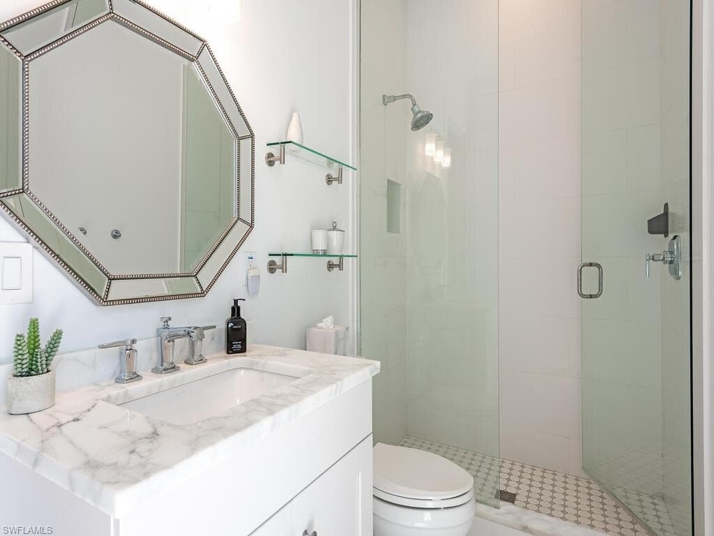 7026 Oakmont Pkwy, Naples, FL 34108-13