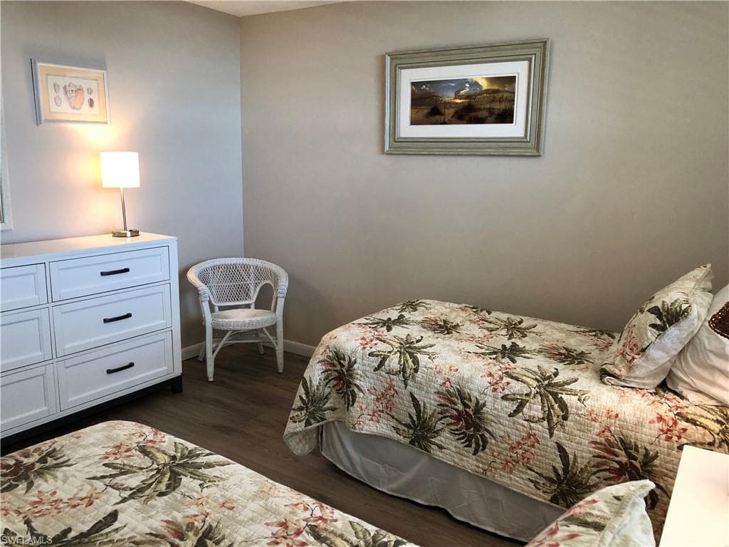 440 Seaview Ct 1201, Marco Island, FL 34145-18