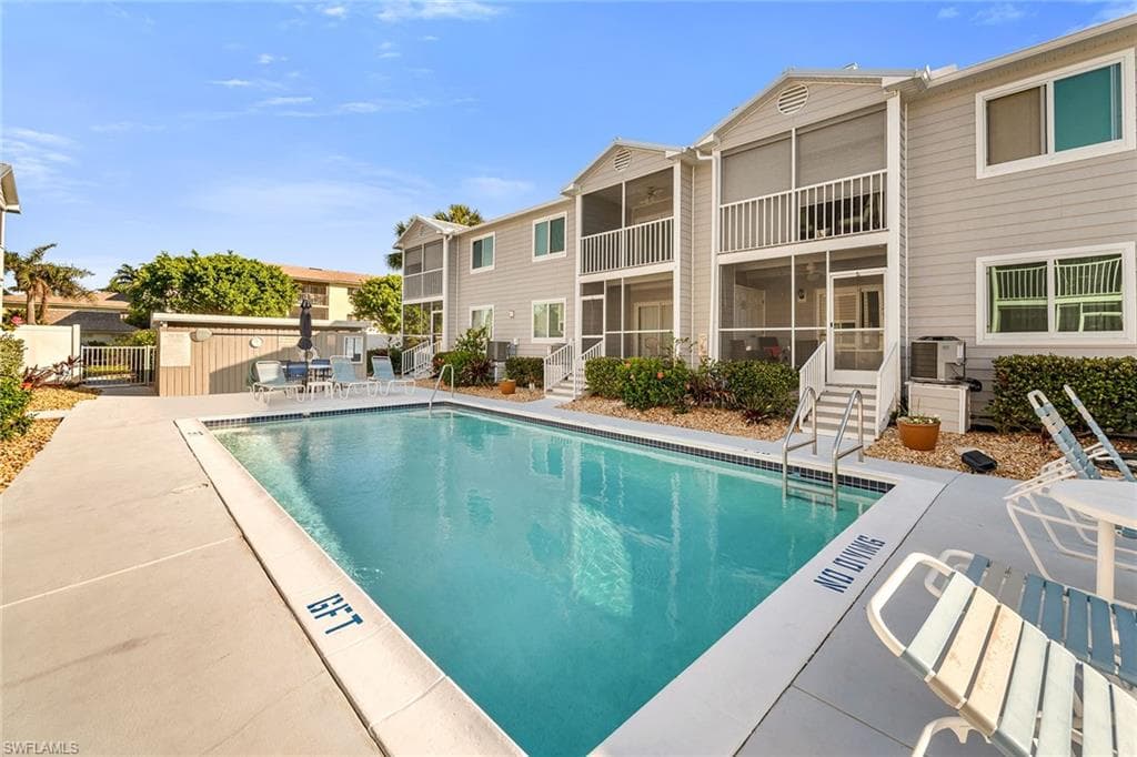 825 Elkcam Cir 102, Marco Island, FL 34145-18