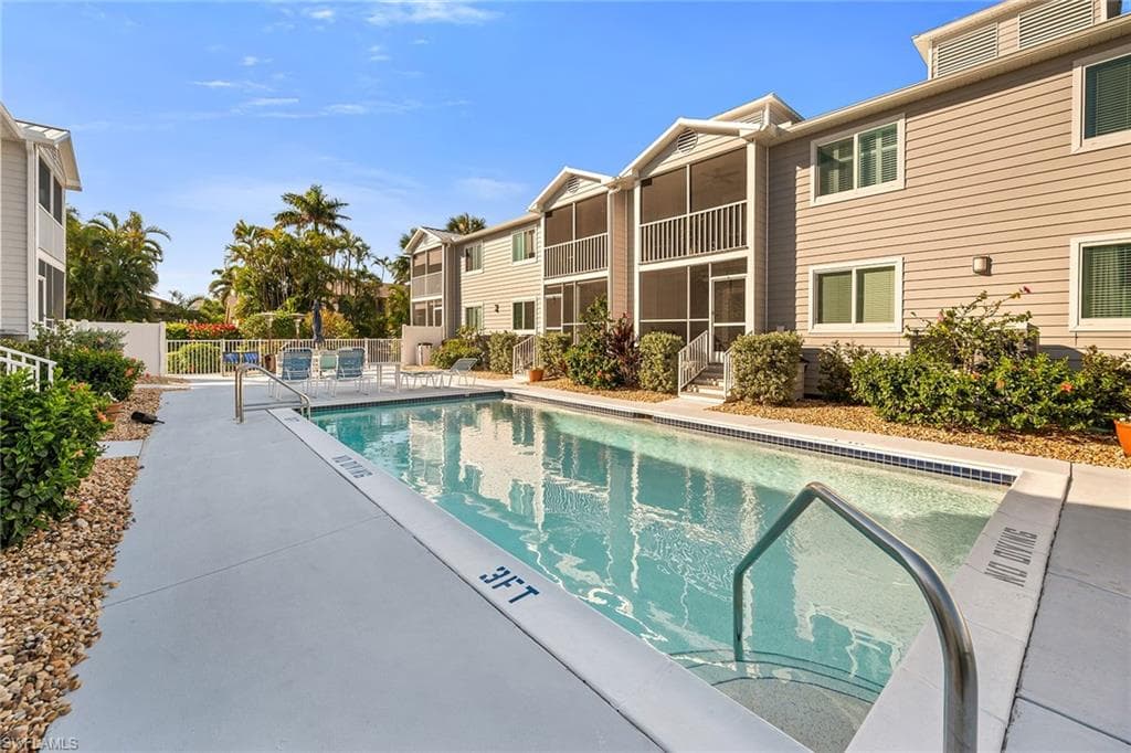 825 Elkcam Cir 102, Marco Island, FL 34145-48