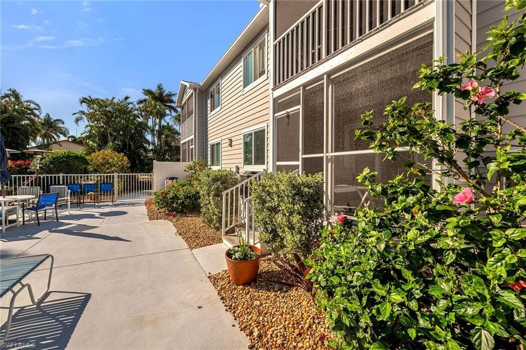 825 Elkcam Cir 102, Marco Island, FL 34145-49