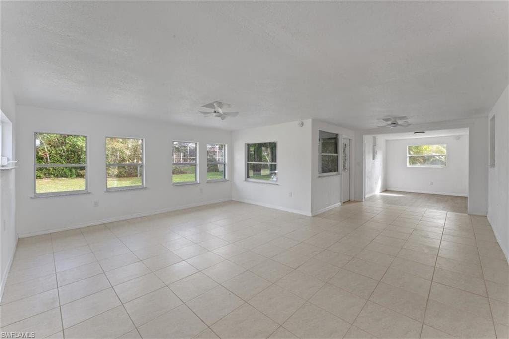4123 3rd Ave, Cape Coral, FL 33904-10