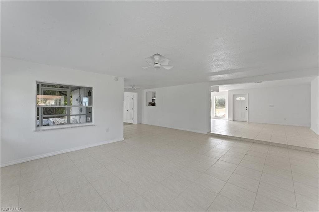 4123 3rd Ave, Cape Coral, FL 33904-11