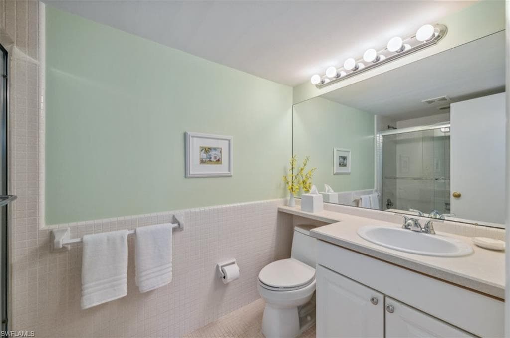 2170 Gulf Shore Blvd N 23w, Naples, FL 34102-23