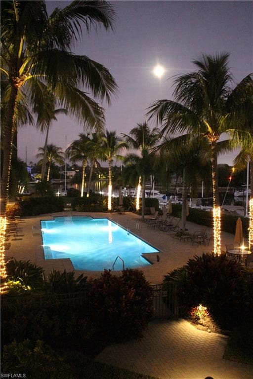 2170 Gulf Shore Blvd N 23w, Naples, FL 34102-28