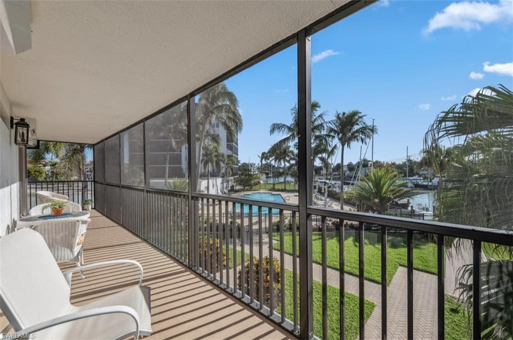2170 Gulf Shore Blvd N 23w, Naples, FL 34102-4