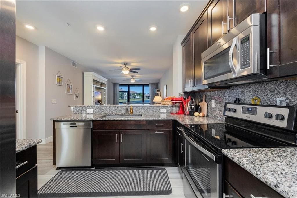 15098 Palmer Lake Cir 101, Naples, FL 34109-13