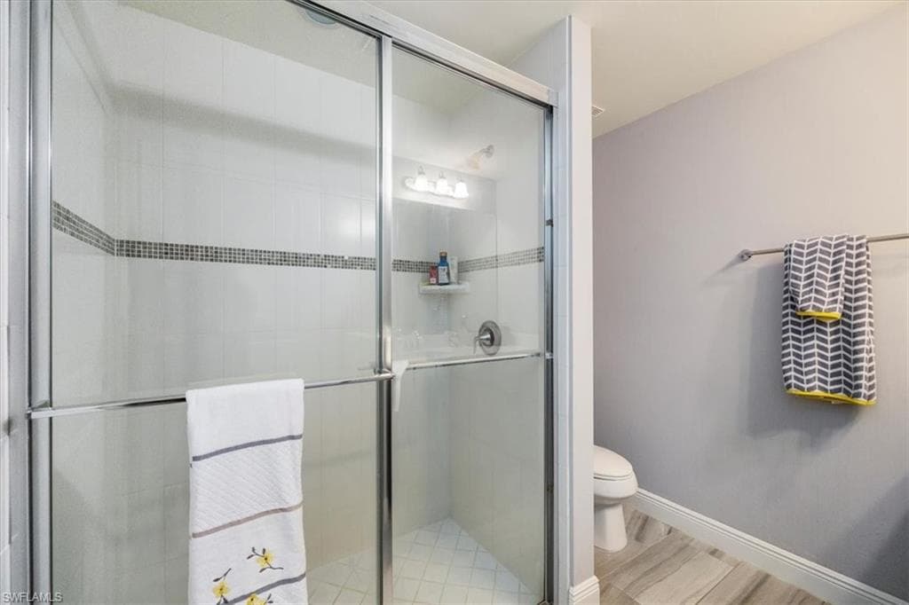 15098 Palmer Lake Cir 101, Naples, FL 34109-17