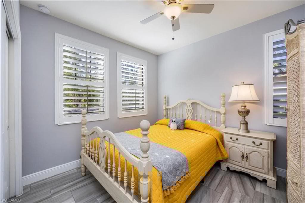 15098 Palmer Lake Cir 101, Naples, FL 34109-19