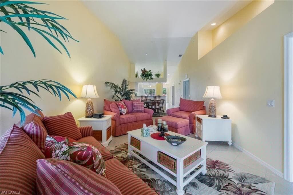 2381 Hidden Lake Ct 8202, Naples, FL 34112-13
