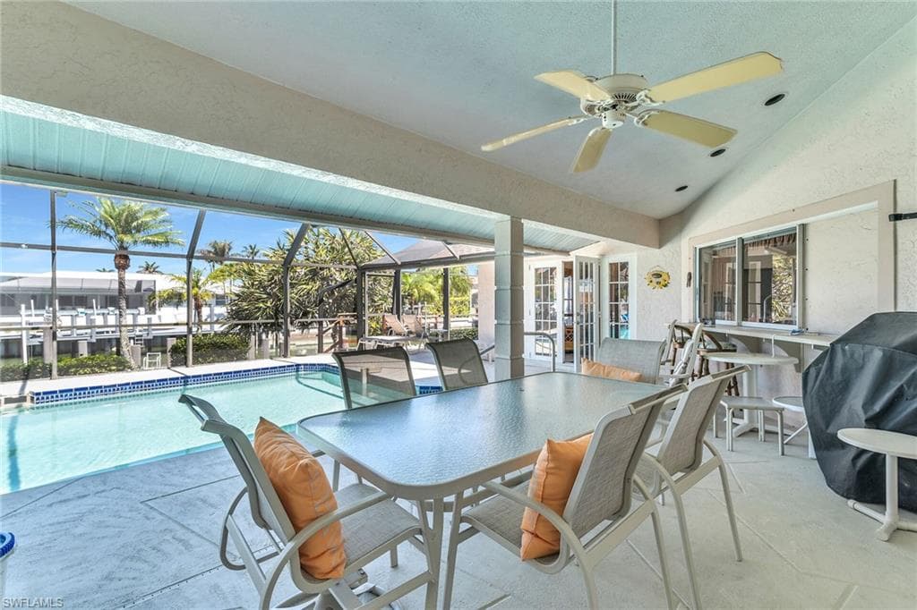 828 Giralda Ct, Marco Island, FL 34145-4