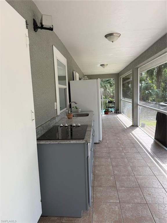 420 20th Ave NW, Naples, FL 34120-4