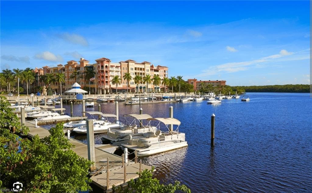 2593 Holly Ave, Naples, FL 34112-6