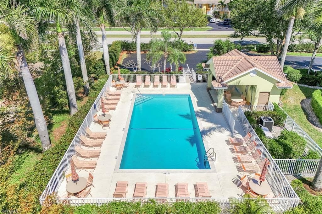 1326 Mainsail Dr 1115, Naples, FL 34114-26