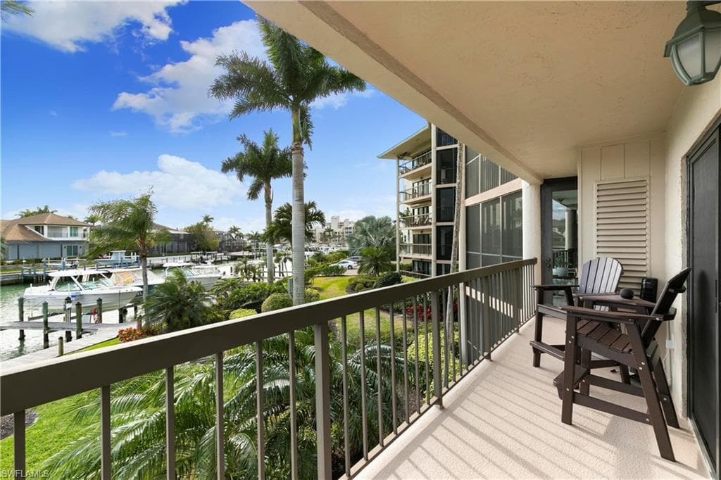 845 Collier Ct 205, Marco Island, FL 34145-31