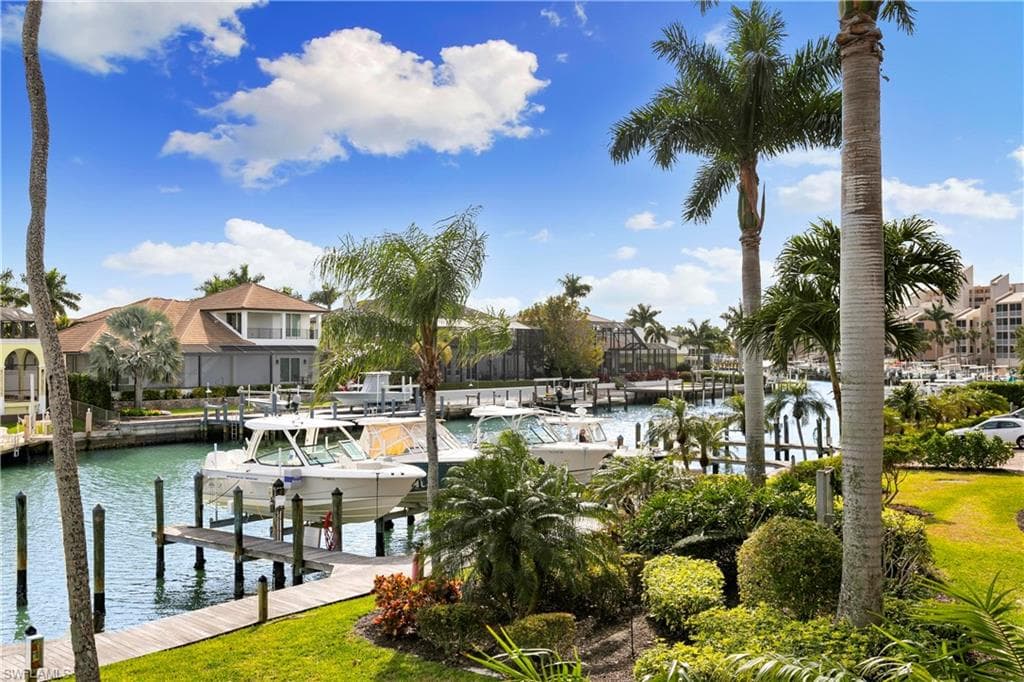 845 Collier Ct 205, Marco Island, FL 34145-33