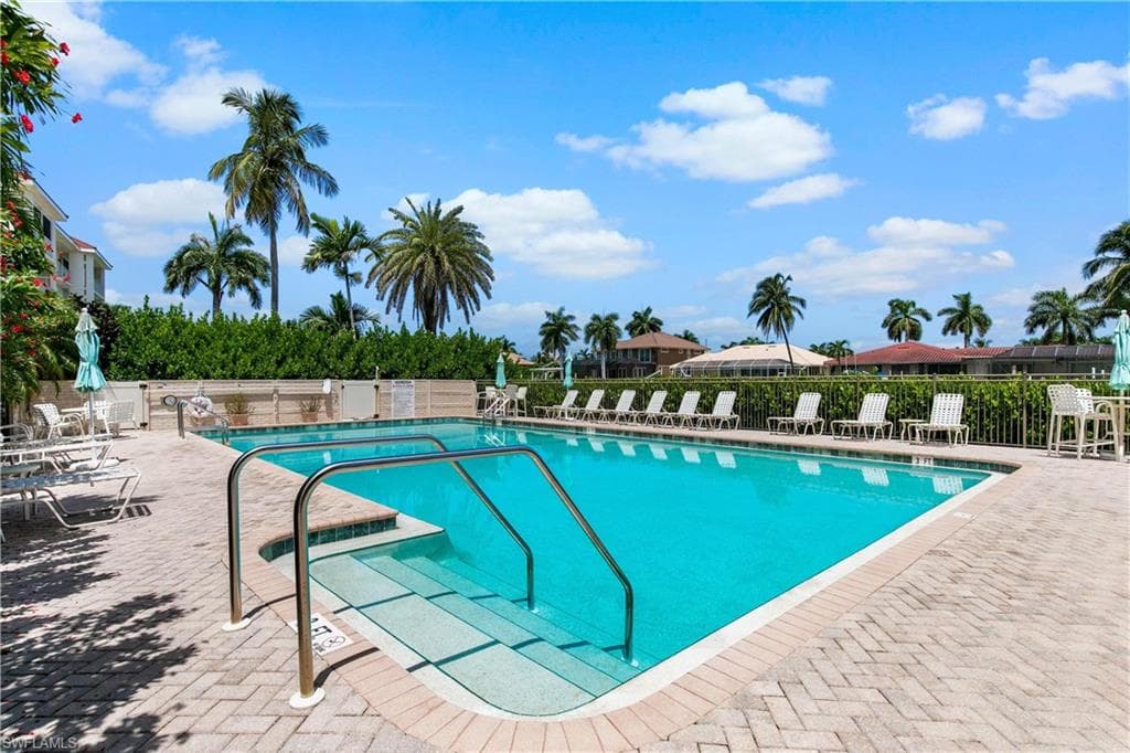 845 Collier Ct 205, Marco Island, FL 34145-36