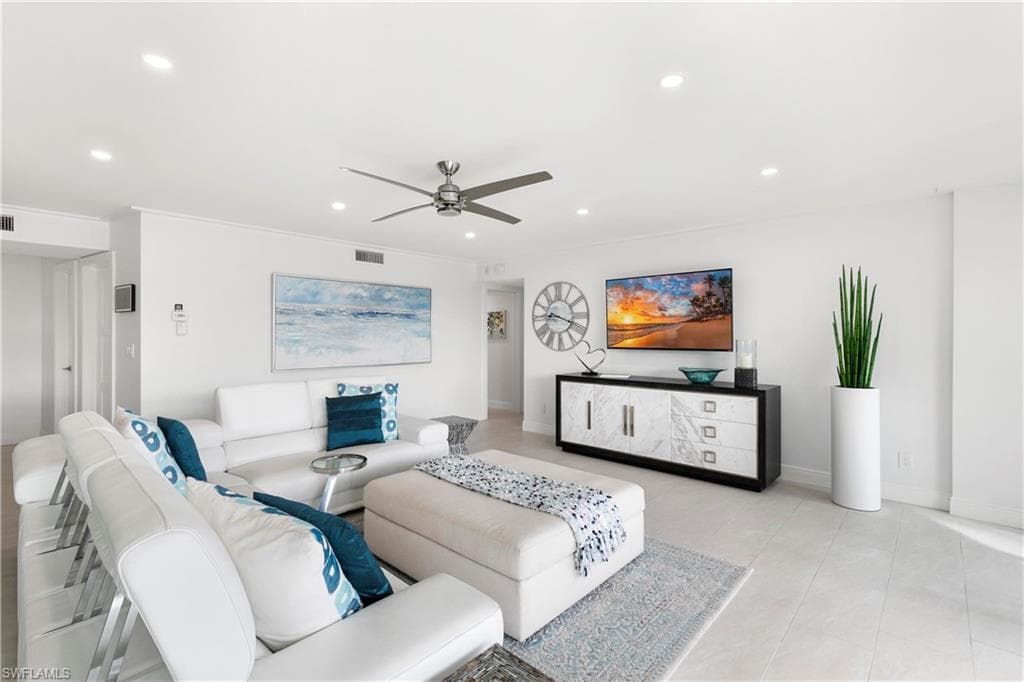 845 Collier Ct 205, Marco Island, FL 34145-7