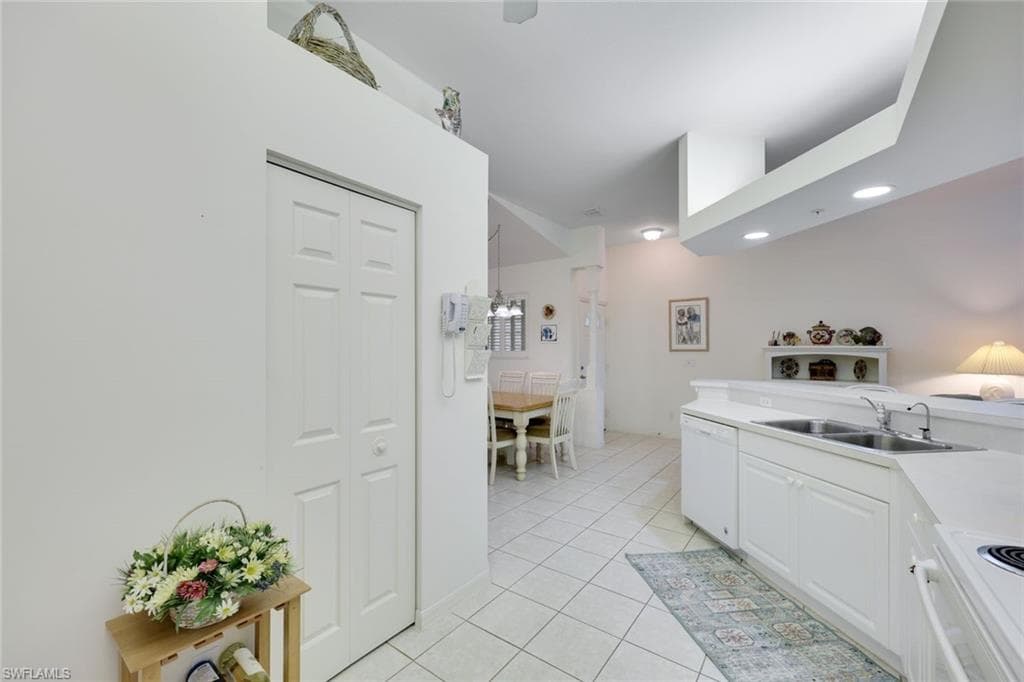 23861 Costa Del Sol Rd 202, Estero, FL 34135-8