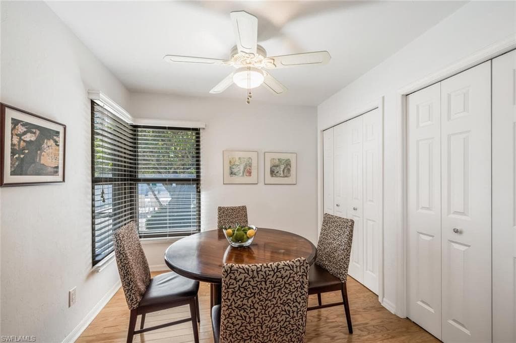 880 8th Ave S 101, Naples, FL 34102-21