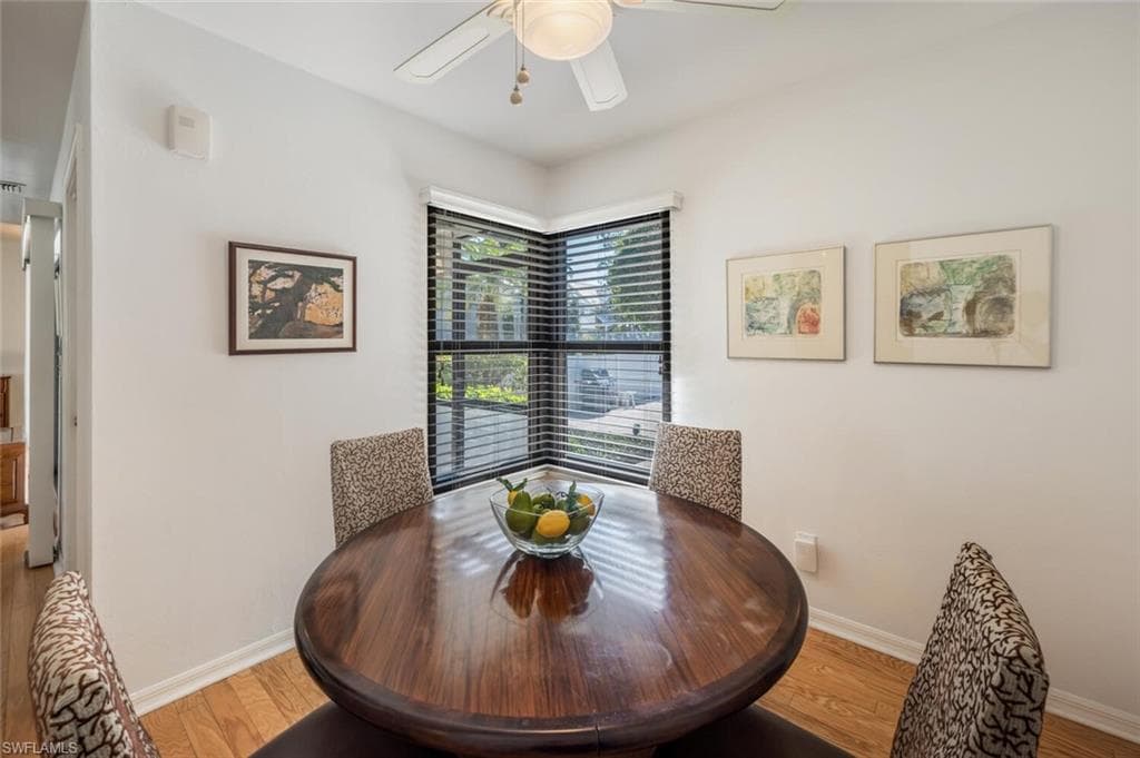 880 8th Ave S 101, Naples, FL 34102-22