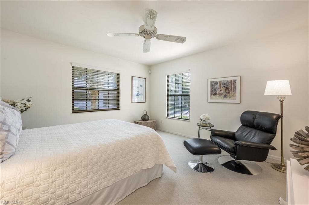 880 8th Ave S 101, Naples, FL 34102-29