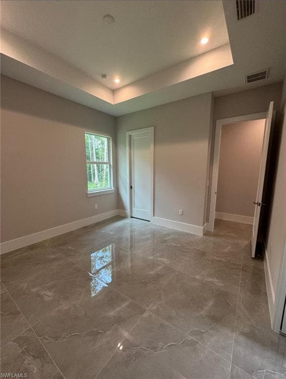 2461 Golden Gate Blvd E, Naples, FL 34120-27
