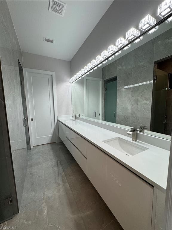 2461 Golden Gate Blvd E, Naples, FL 34120-31
