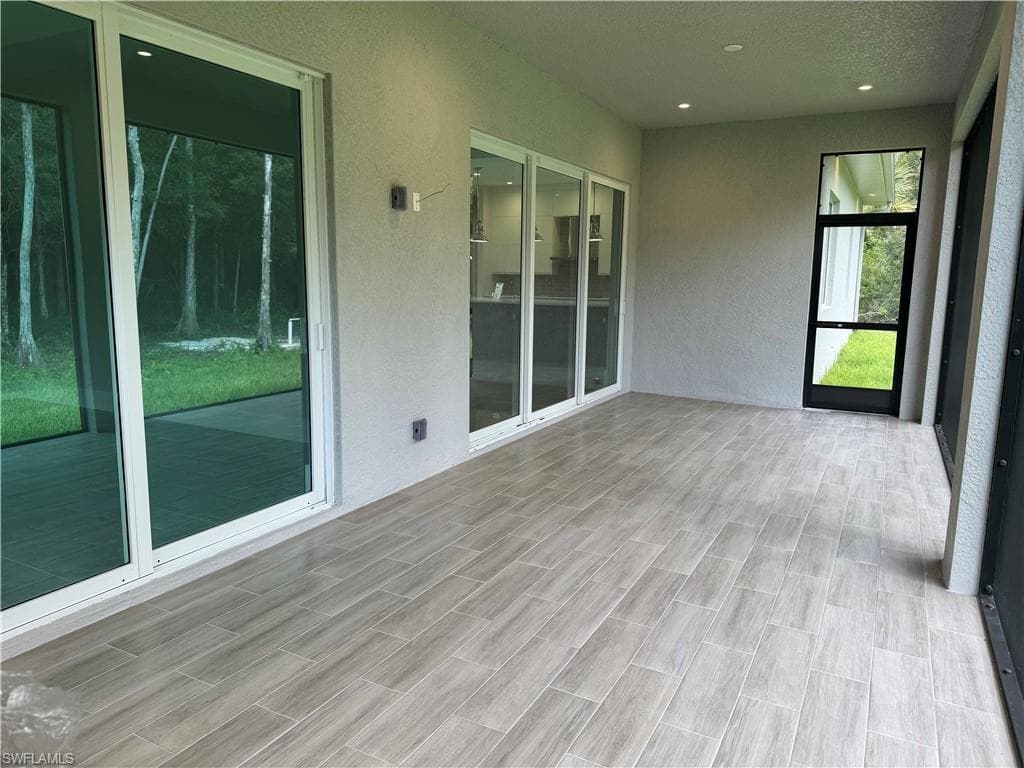 2461 Golden Gate Blvd E, Naples, FL 34120-37