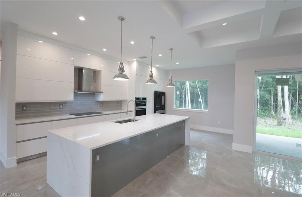 2461 Golden Gate Blvd E, Naples, FL 34120-5