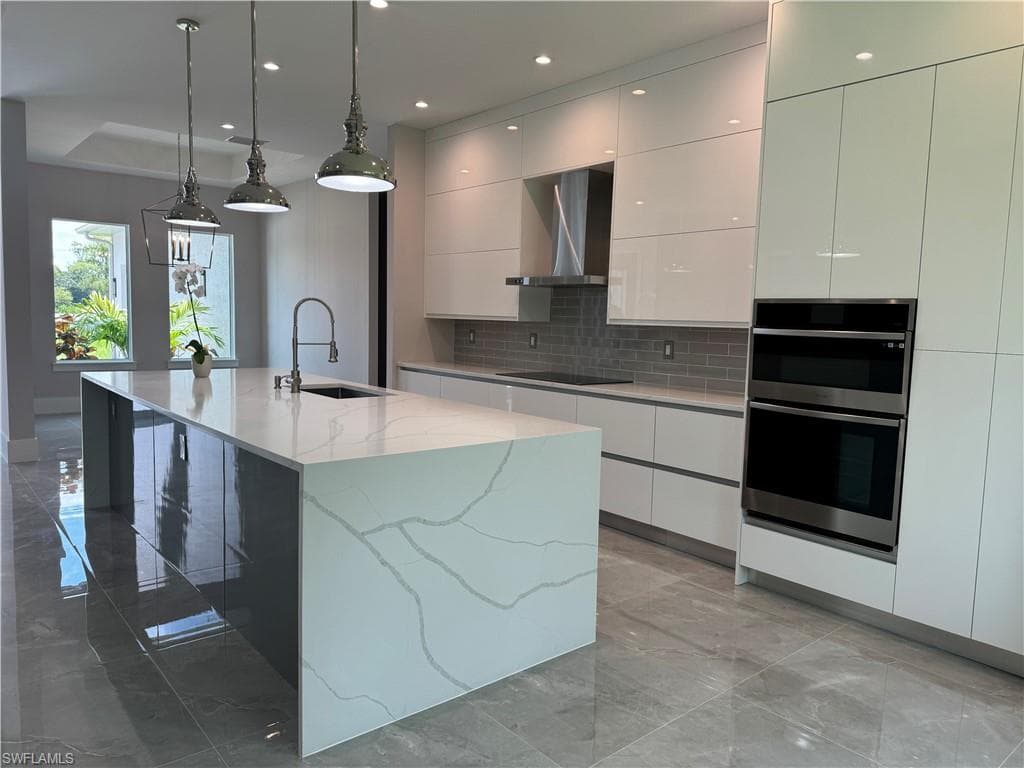 2461 Golden Gate Blvd E, Naples, FL 34120-6