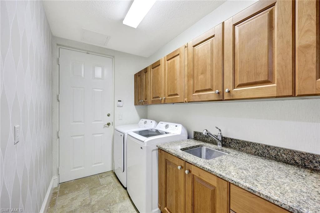 9293 Menaggio Ct 102, Naples, FL 34114-29