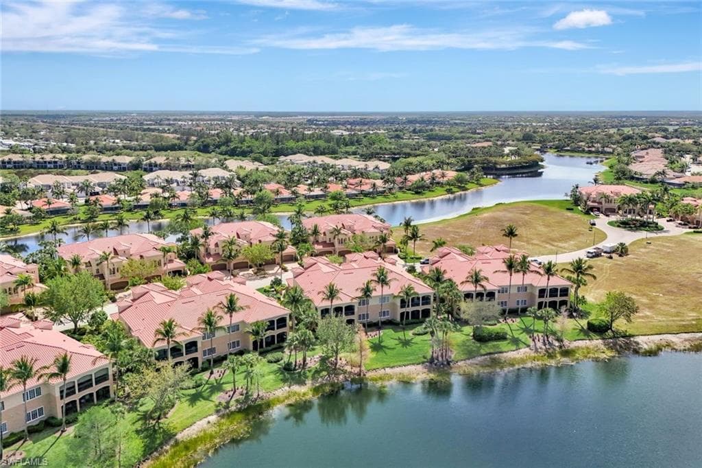 9293 Menaggio Ct 102, Naples, FL 34114-33
