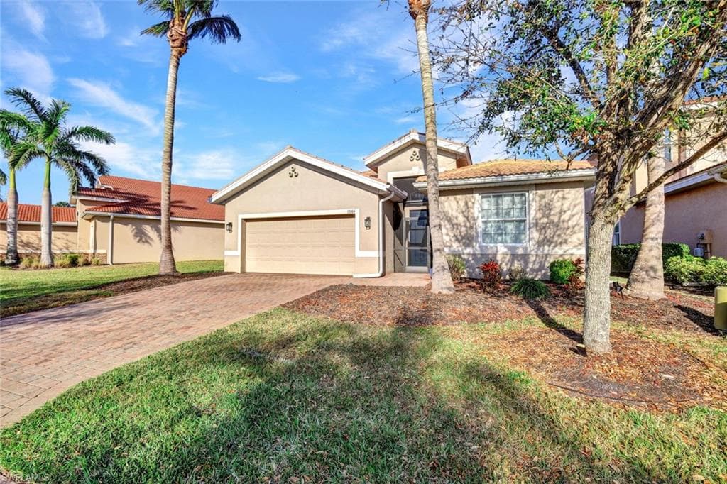 13104 Silver Thorn Loop, North Fort Myers, FL 33903-3