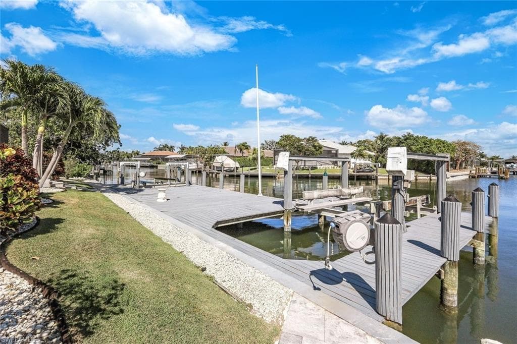 1709 Wavecrest Ct, Marco Island, FL 34145-21