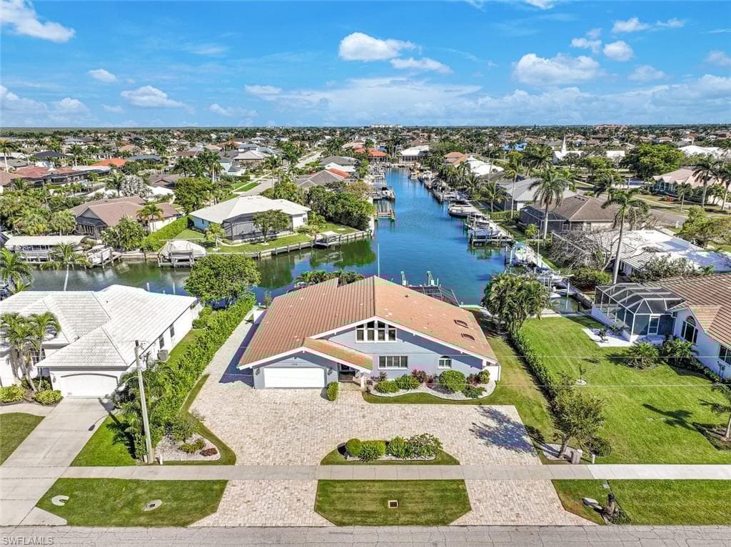 1709 Wavecrest Ct, Marco Island, FL 34145-3