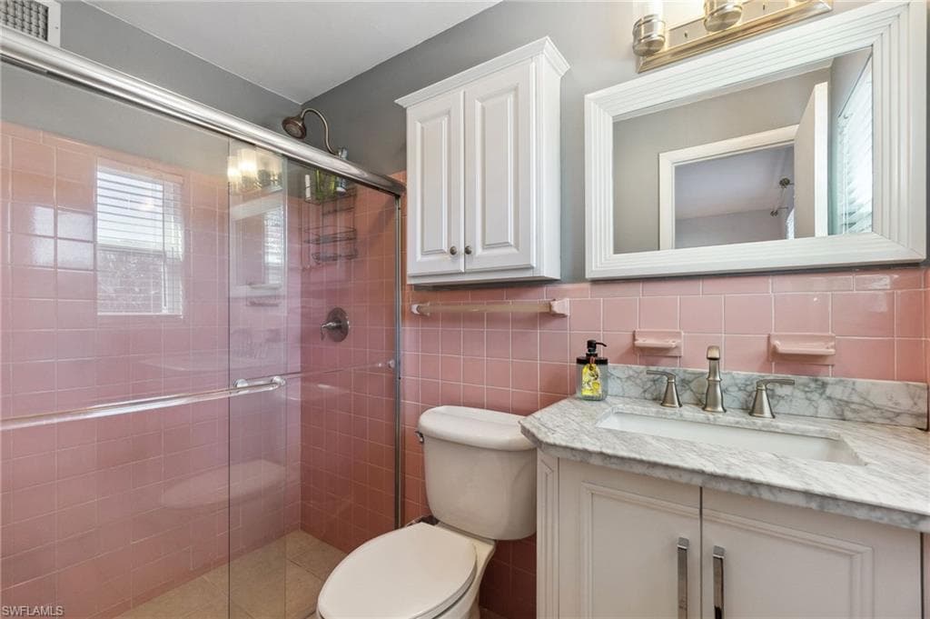 944 22nd Ave N, Naples, FL 34103-6