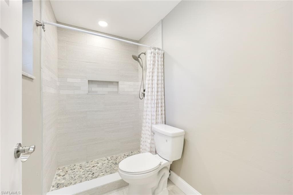 27269 Gasparilla Dr, Bonita Springs, FL 34135-12