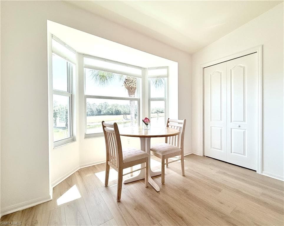 8520 Naples Heritage Dr 923, Naples, FL 34112-12