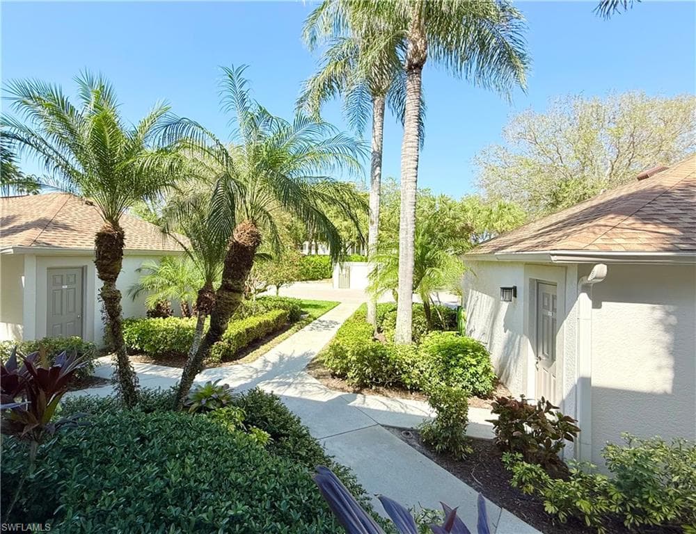 8520 Naples Heritage Dr 923, Naples, FL 34112-4