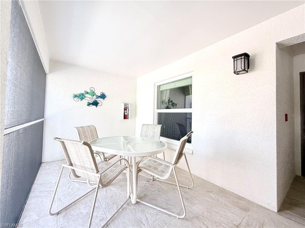 8520 Naples Heritage Dr 923, Naples, FL 34112-5