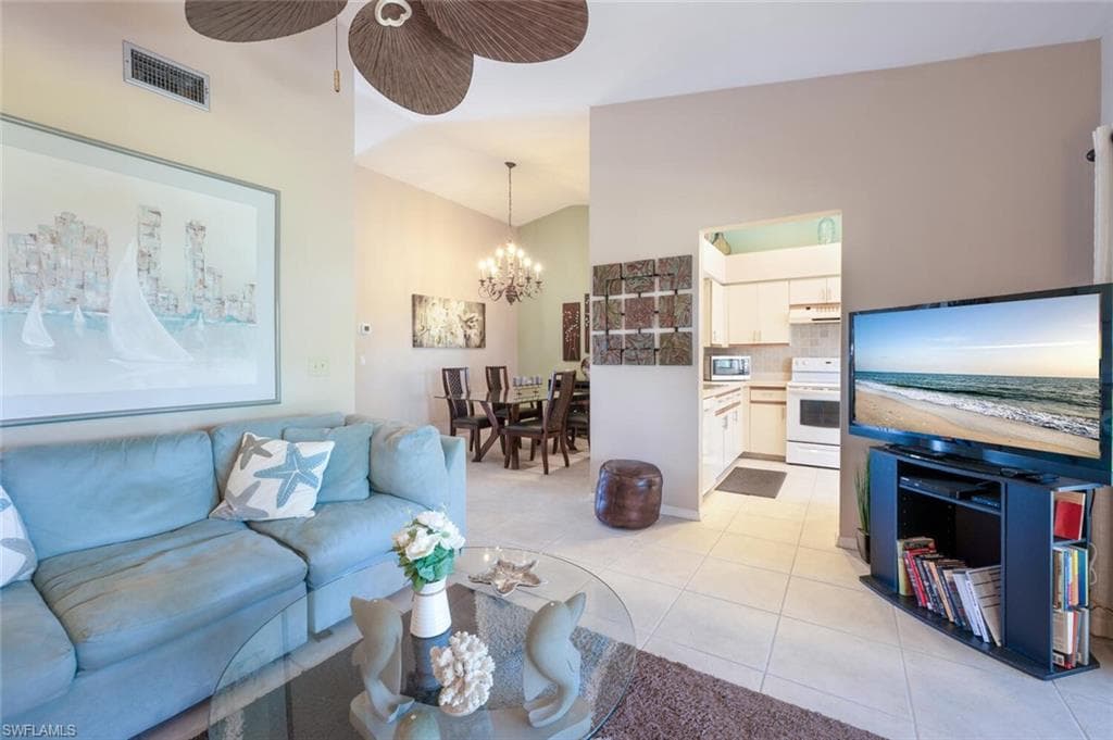 7320 Saint Ives Way 4303, Naples, FL 34104-8
