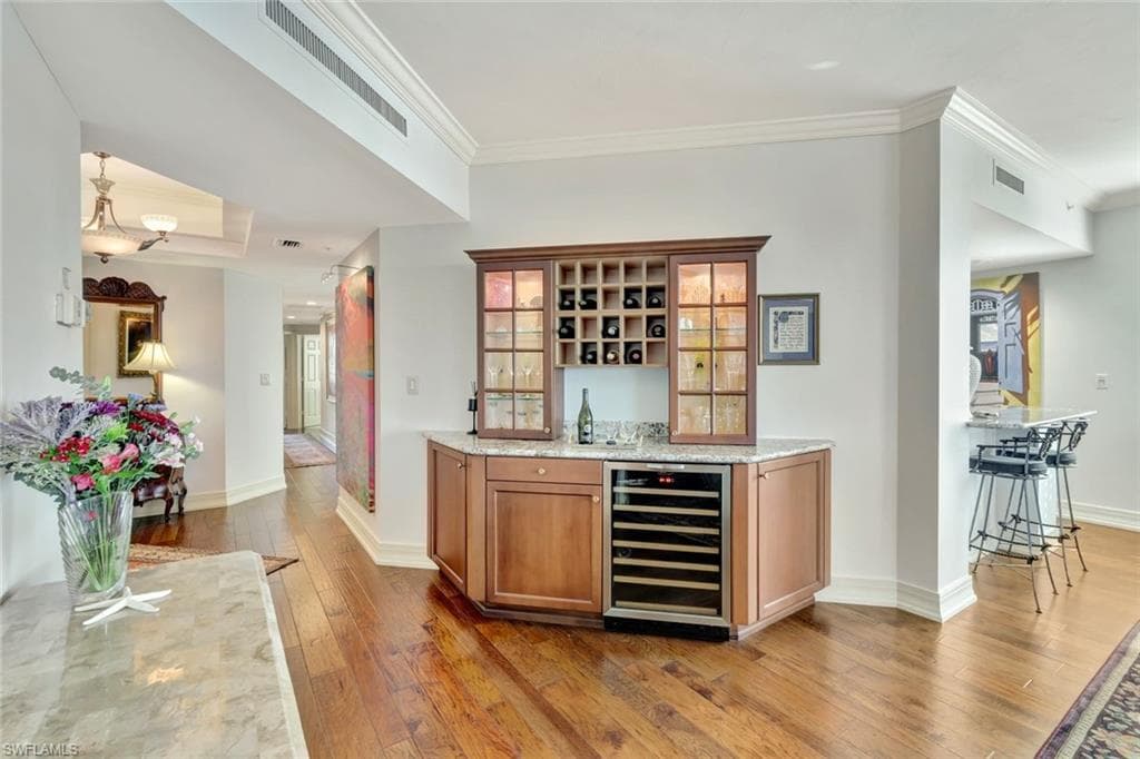 435 Dockside Dr A401, Naples, FL 34110-11