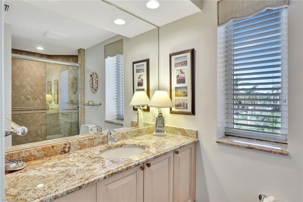 435 Dockside Dr A401, Naples, FL 34110-35