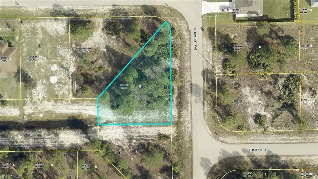 820 Dudley Ave S, Lehigh Acres, FL 33974-2