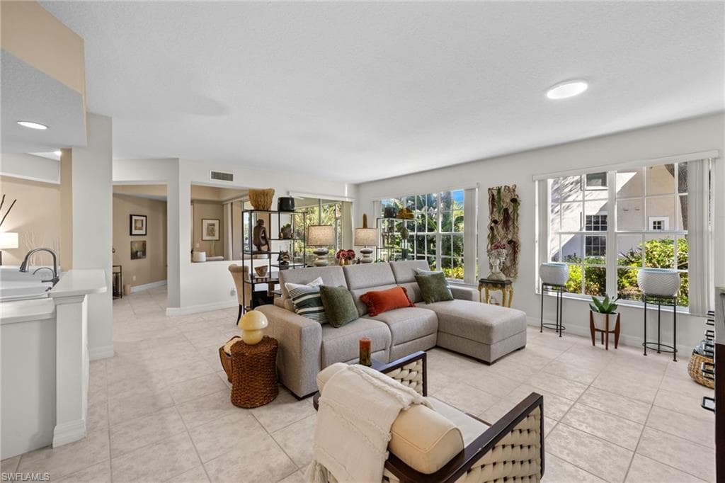 24370 Sandpiper Isle Way 105, Bonita Springs, FL 34134-13