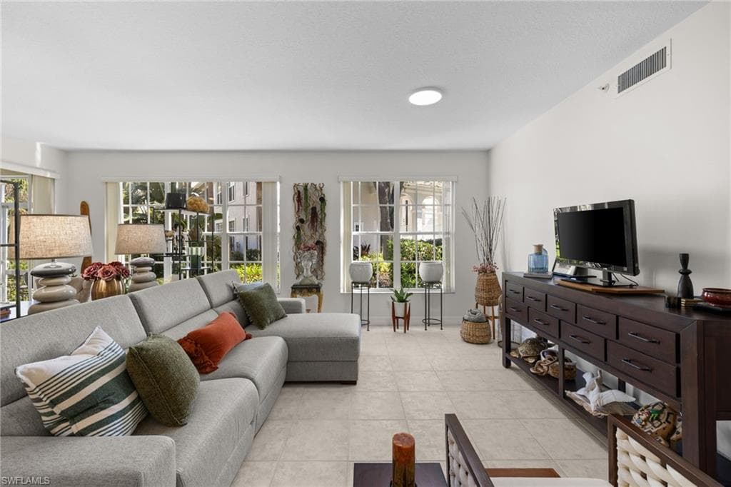 24370 Sandpiper Isle Way 105, Bonita Springs, FL 34134-20
