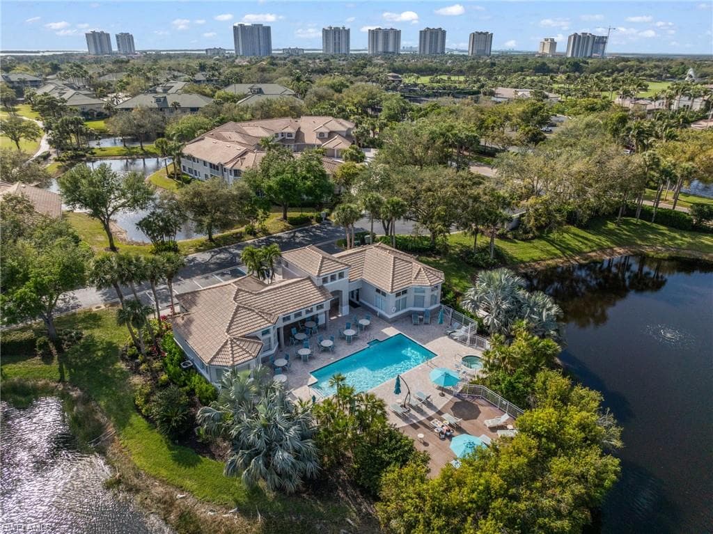 24370 Sandpiper Isle Way 105, Bonita Springs, FL 34134-34