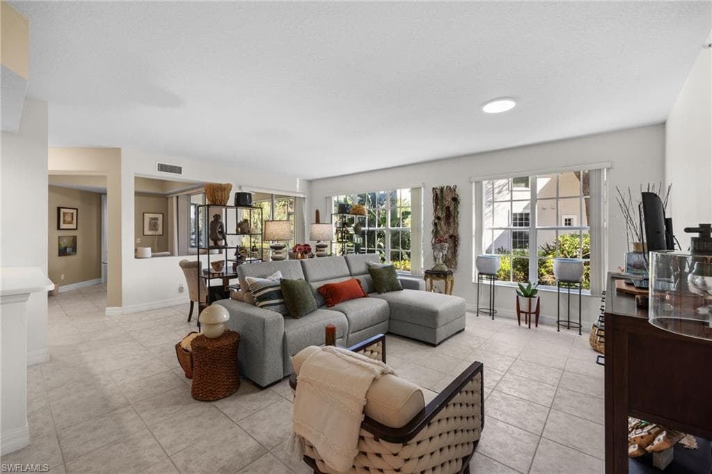 24370 Sandpiper Isle Way 105, Bonita Springs, FL 34134-4